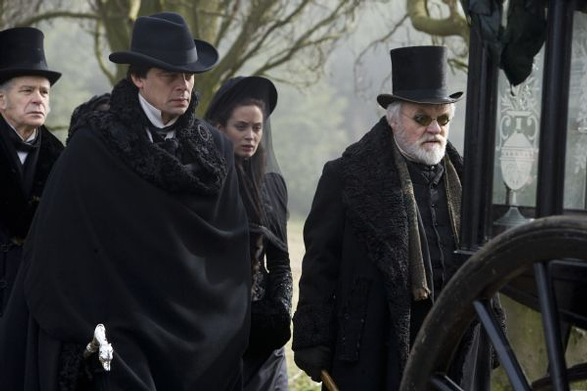 Anthony Hopkins y Benicio Del Toro en El Hombre Lobo