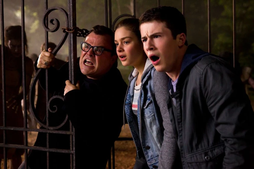 Jack Black, Dylan Minnette y Odeya Rush en pesadillas-2015