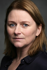 picture of actor Rosie Cavaliero