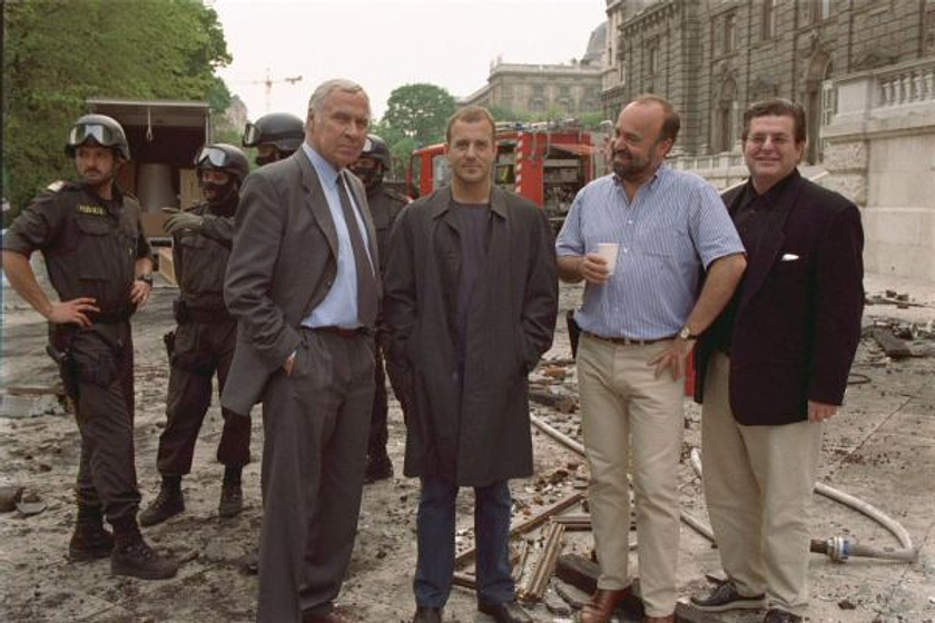Heino Ferch, Erwin Steinhauer y Michael Janisch en Las Llamas del Infierno