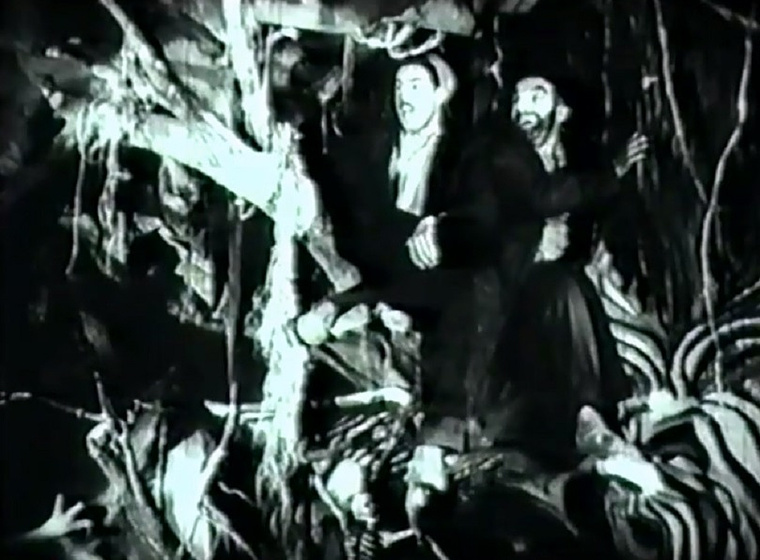 Ezzatollah Vosoogh y Reza Arham Sadr en A Party in Hell