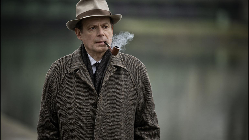 Denis Podalydès en maigret-and-the-dead-lover