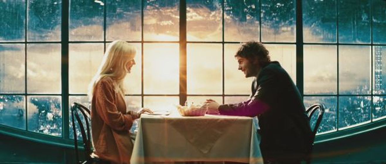 Kirsten Dunst y Jim Sturgess en Un Amor entre dos mundos