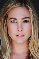 picture of actor Molly McQueen