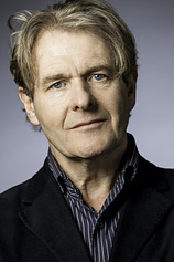 photo of person Robert Bathurst