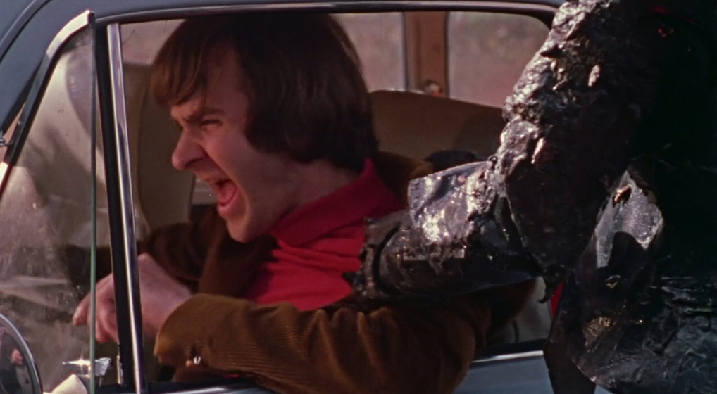 Johnny Walker en The Alien Factor