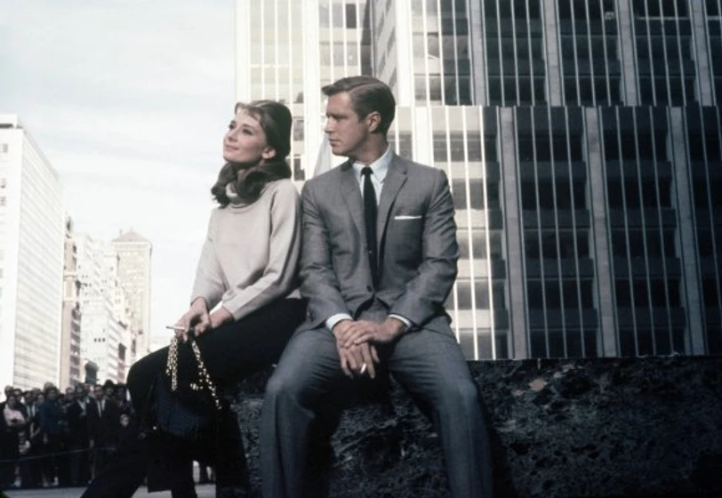 Audrey Hepburn y George Peppard en Desayuno con diamantes