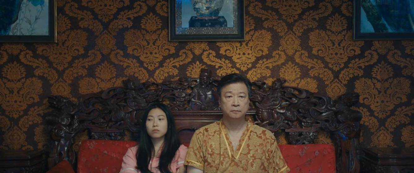 Tzi Ma y Awkwafina en the-farewell