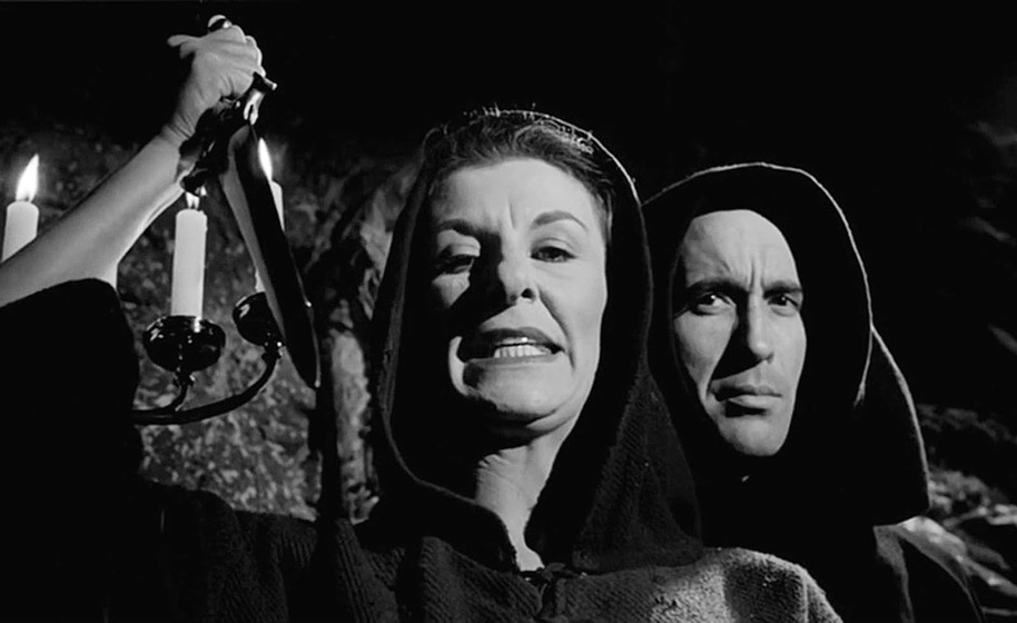 Christopher Lee [I] y Patricia Jessel en El Hotel del Terror