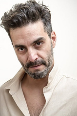 picture of actor Adrián Navarro