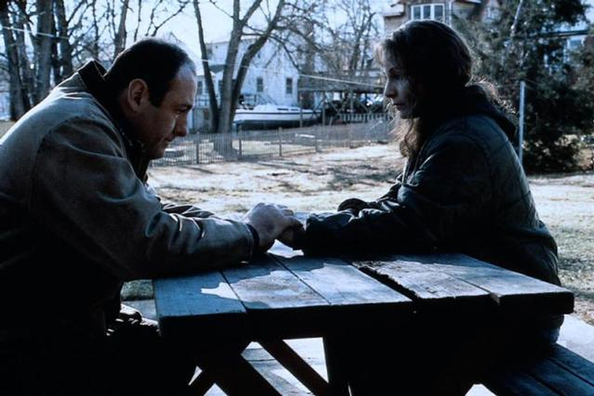 James Gandolfini y Kathleen Quinlan en Acción Civil