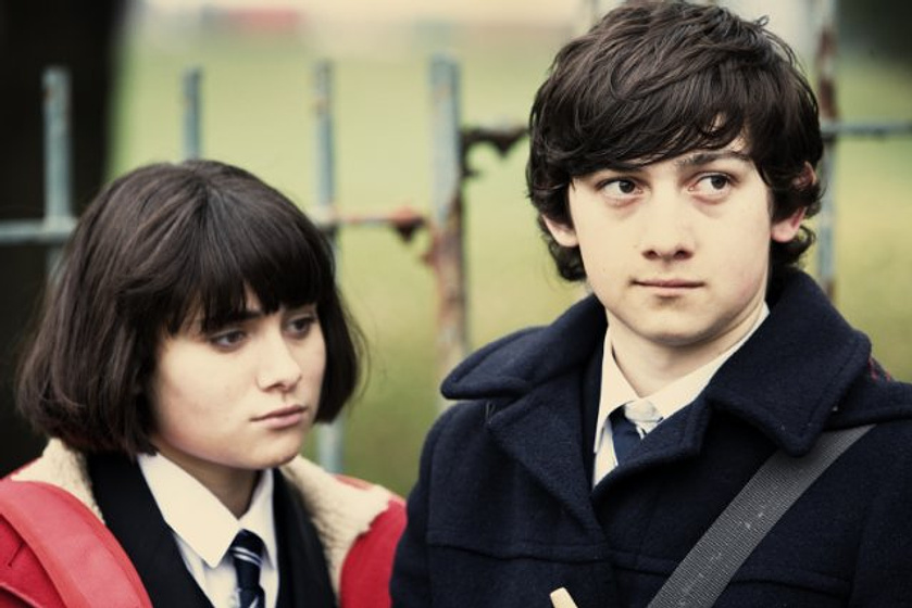 Yasmin Paige y Craig Roberts en Submarine