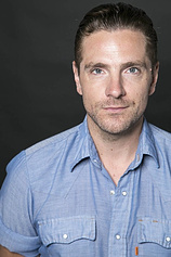 picture of actor James Gilbert