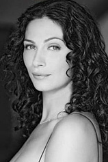 picture of actor Joanne Kelly
