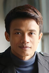 picture of actor Dan Chupong