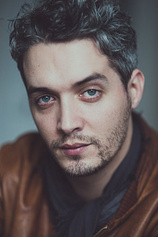 picture of actor Sylvain Dieuaide