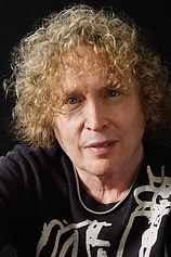 photo of person Pete Robinson