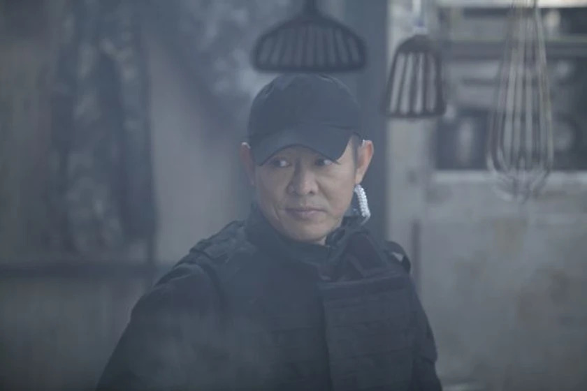Jet Li en los-mercenarios-2
