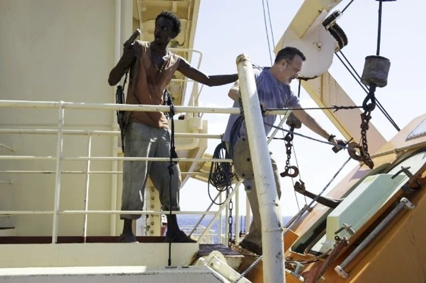 Tom Hanks y Faysal Ahmed en capitan-phillips