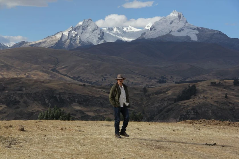 Carlos Bardem en la-deuda-2015