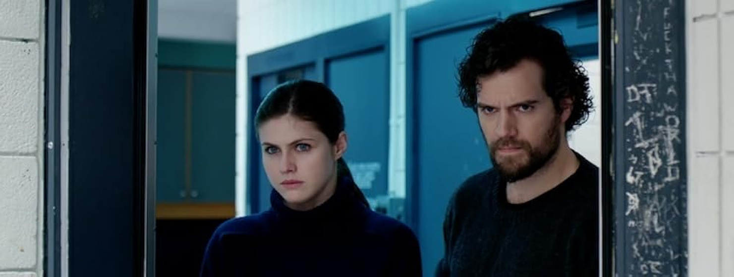 Henry Cavill y Alexandra Daddario en El Juego del Asesino