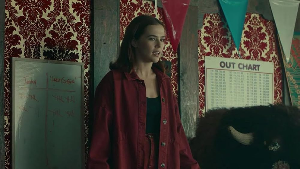 Zoey Deutch en Cómo Escapar de Búfalo