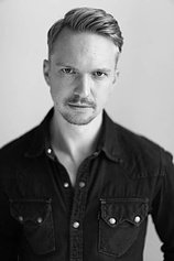 picture of actor Roderick Hill