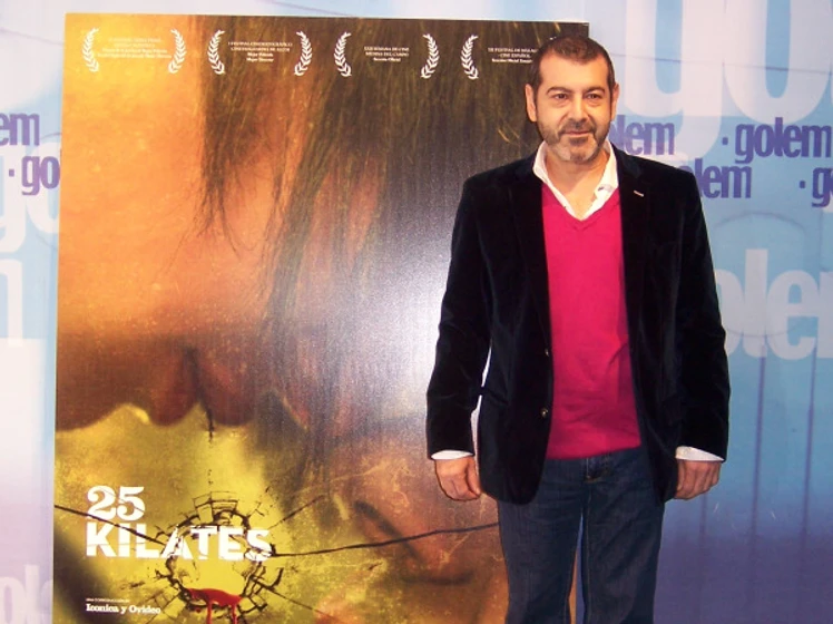 Manuel Morón en 25-kilates