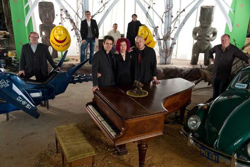 Andy Wachowski, Lana Wachowski, Tom Tykwer, Stefan Arndt y Uwe Schott en El Atlas de las nubes