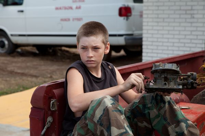 Jacob Lofland en Mud