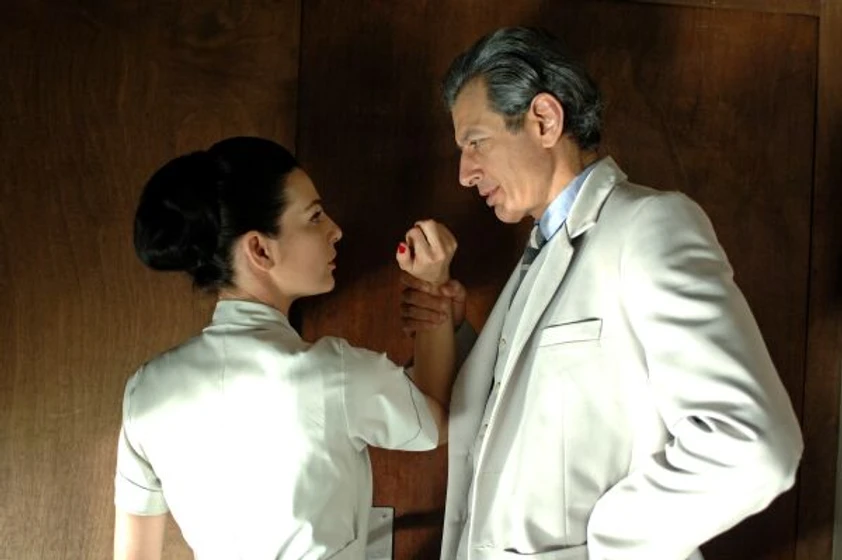 Jeff Goldblum y Ayelet Zurer en adam-resucitado