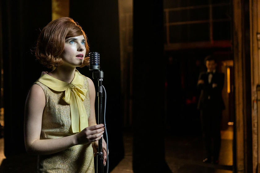 Rosie Day en Midas Man