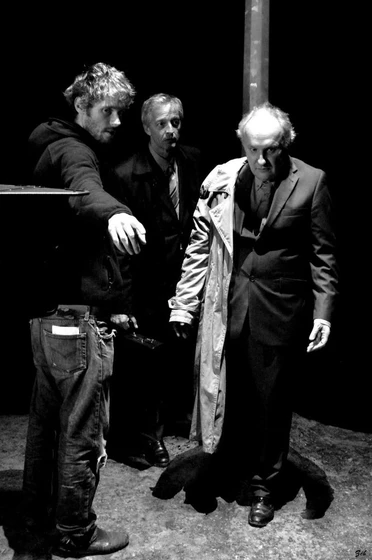 Imagen de a-minuit-ici-tout-s-arrete