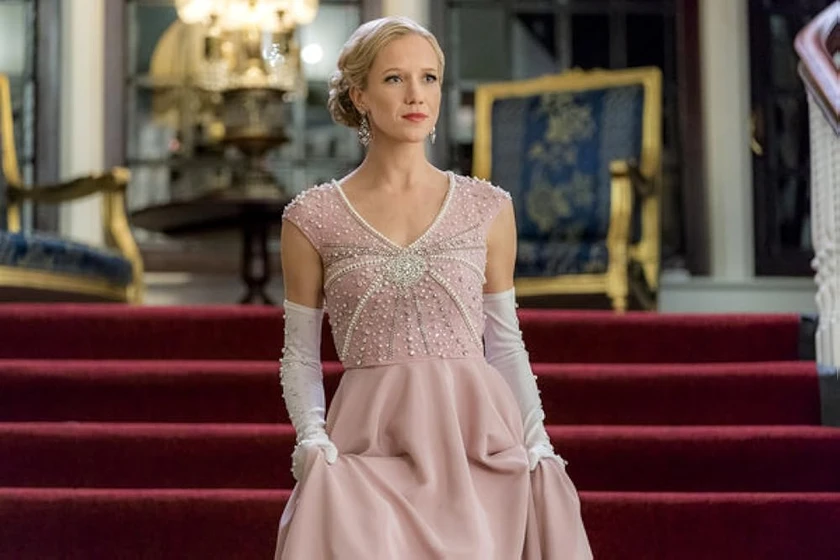 Jessy Schram en una-nochevieja-real