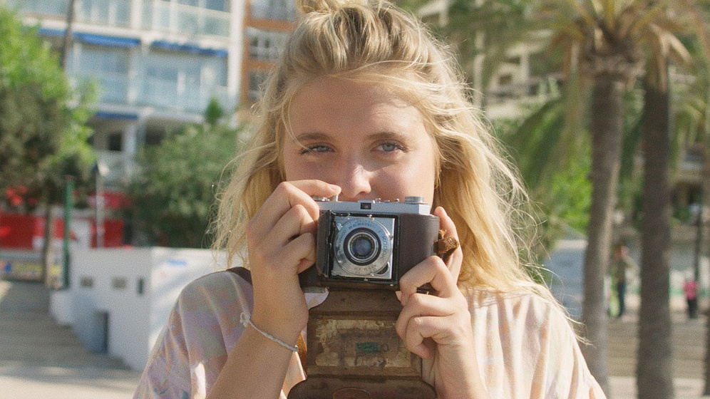 Imagen de Tomorrow Somewhere by the Sea