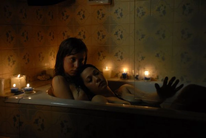 Inés Efron y Mariela Vitale en el-nino-pez