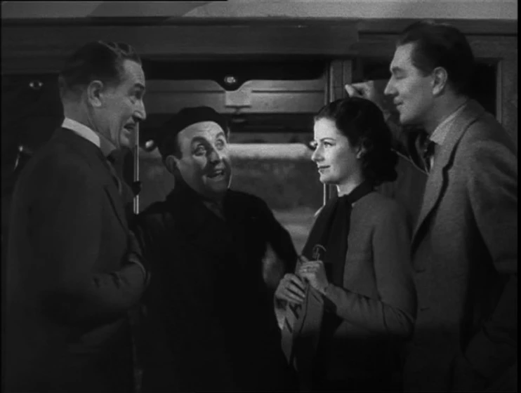 Margaret Lockwood, Michael Redgrave y Paul Lukas en alarma-en-el-expreso
