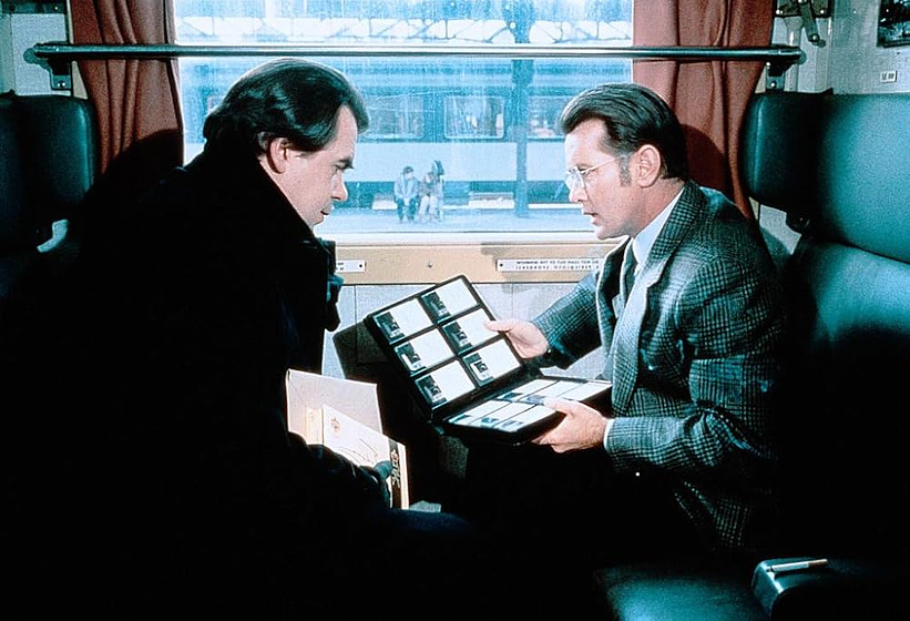 Martin Sheen y Michael Lonsdale en enigma-1983