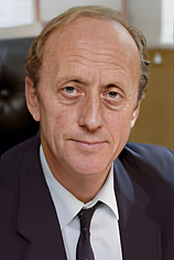 picture of actor Kenneth Colley