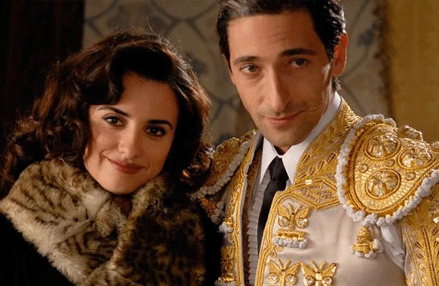 Penélope Cruz y Adrien Brody en manolete