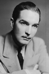 picture of actor Roland Drew