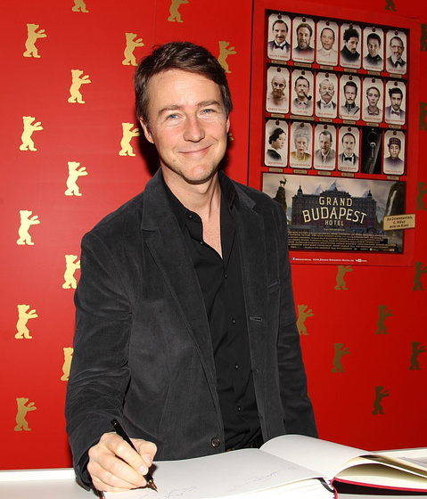 Edward Norton en El Gran Hotel Budapest (Premiere en Berlin. 2014)