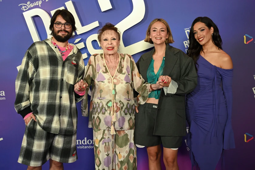 Gemma Cuervo, Brays Efe y Rigoberta Bandini en del-reves-2 (Premiere en Madrid. Junio 2024)
