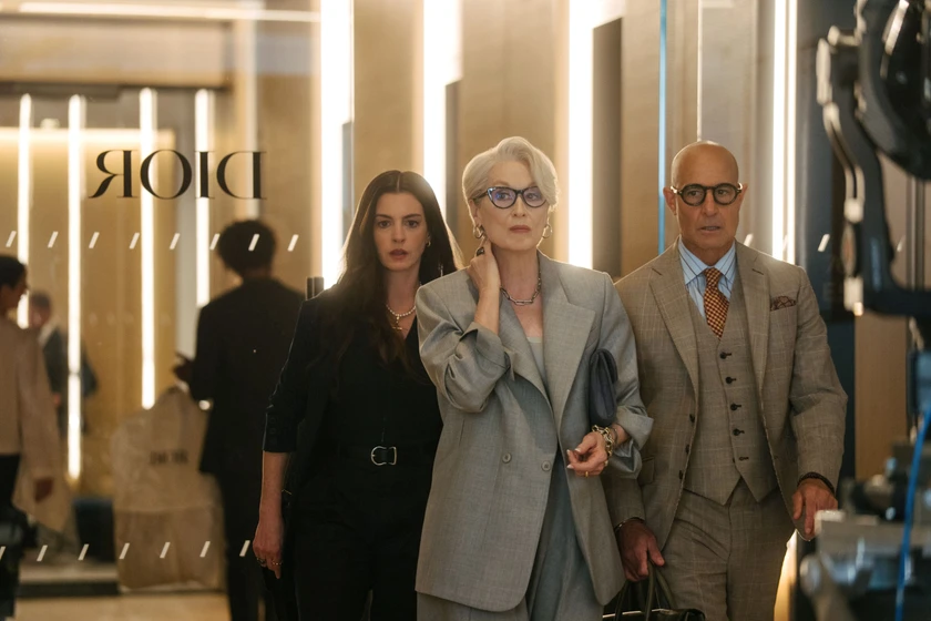Stanley Tucci, Meryl Streep y Anne Hathaway en El Diablo viste de Prada 2