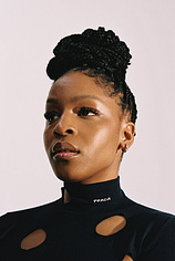 picture of actor Julie Adenuga
