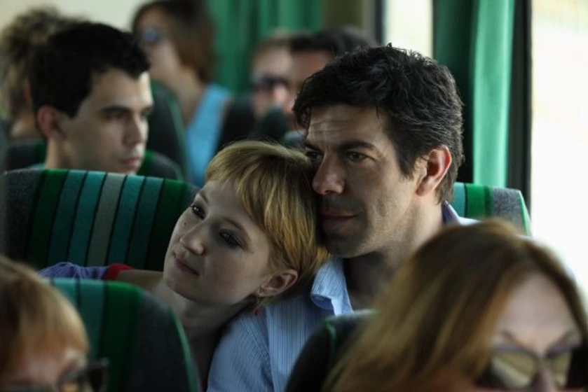 Pierfrancesco Favino y Alba Rohrwacher en cosa-voglio-di-piu-what-more-do-i-want