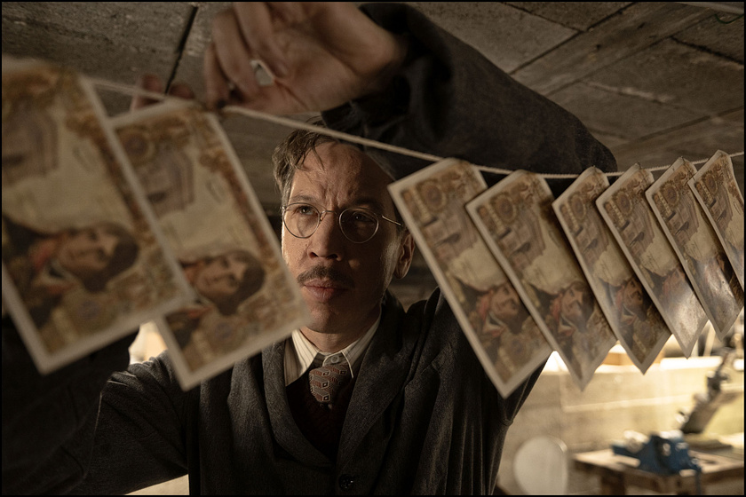 Reda Kateb en la-copia-perfecta