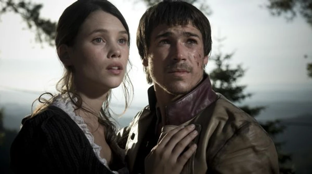 Juan José Ballesta y Astrid Berges-Frisbey en bruc-el-desafio