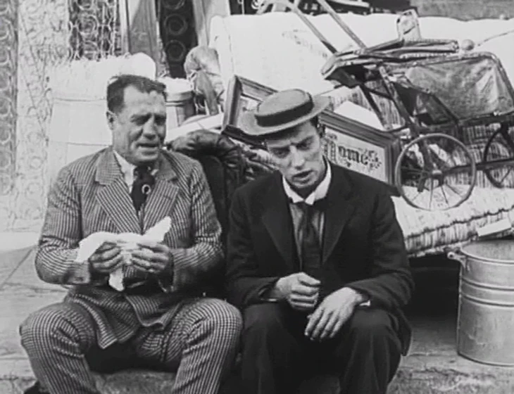 Buster Keaton y Steve Murphy en la-mudanza
