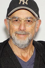 photo of person Richard Schiff